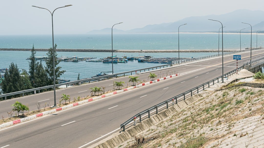 Cầu Thủ Thiêm 4 Khởi Công 2/9: Cú Hích Cho Thủ Thiêm 3 Công trường hạ tầng giao thông quanh Khu đô thị mới Thủ Thiêm năm 2026
